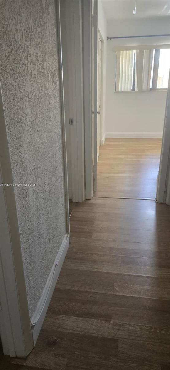 KENDALE WOODS NORTH CONDO - Residential Lease