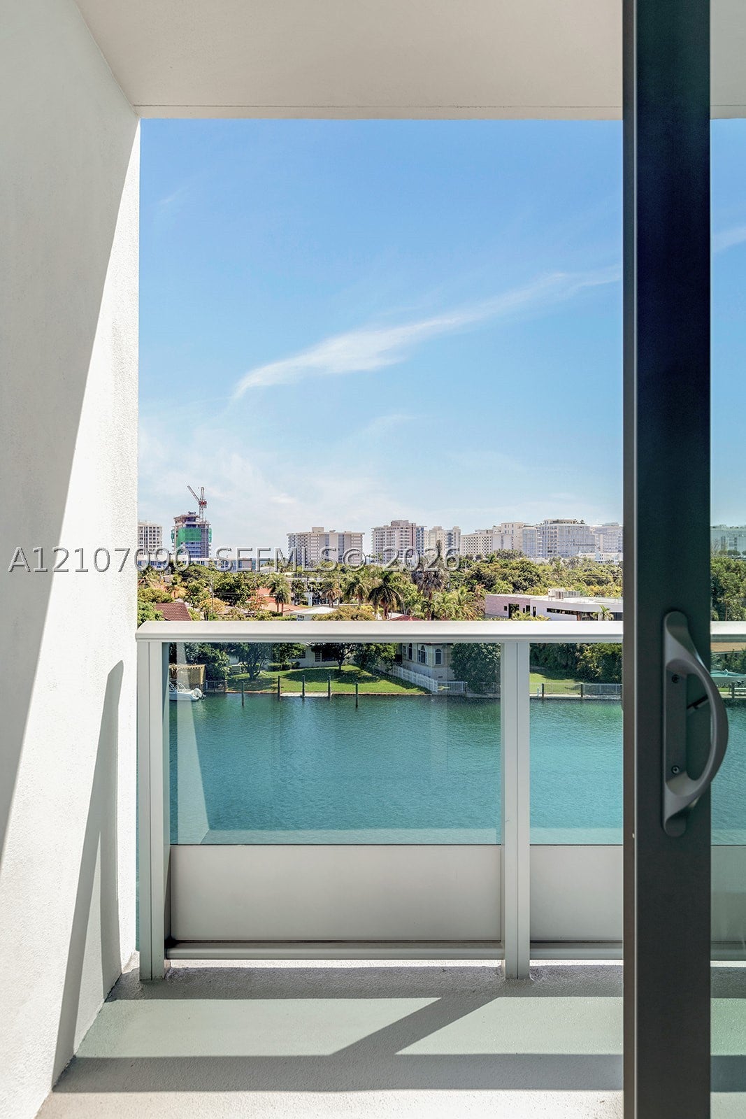 Properties 4 9221 E Bay Harbor Drive 609