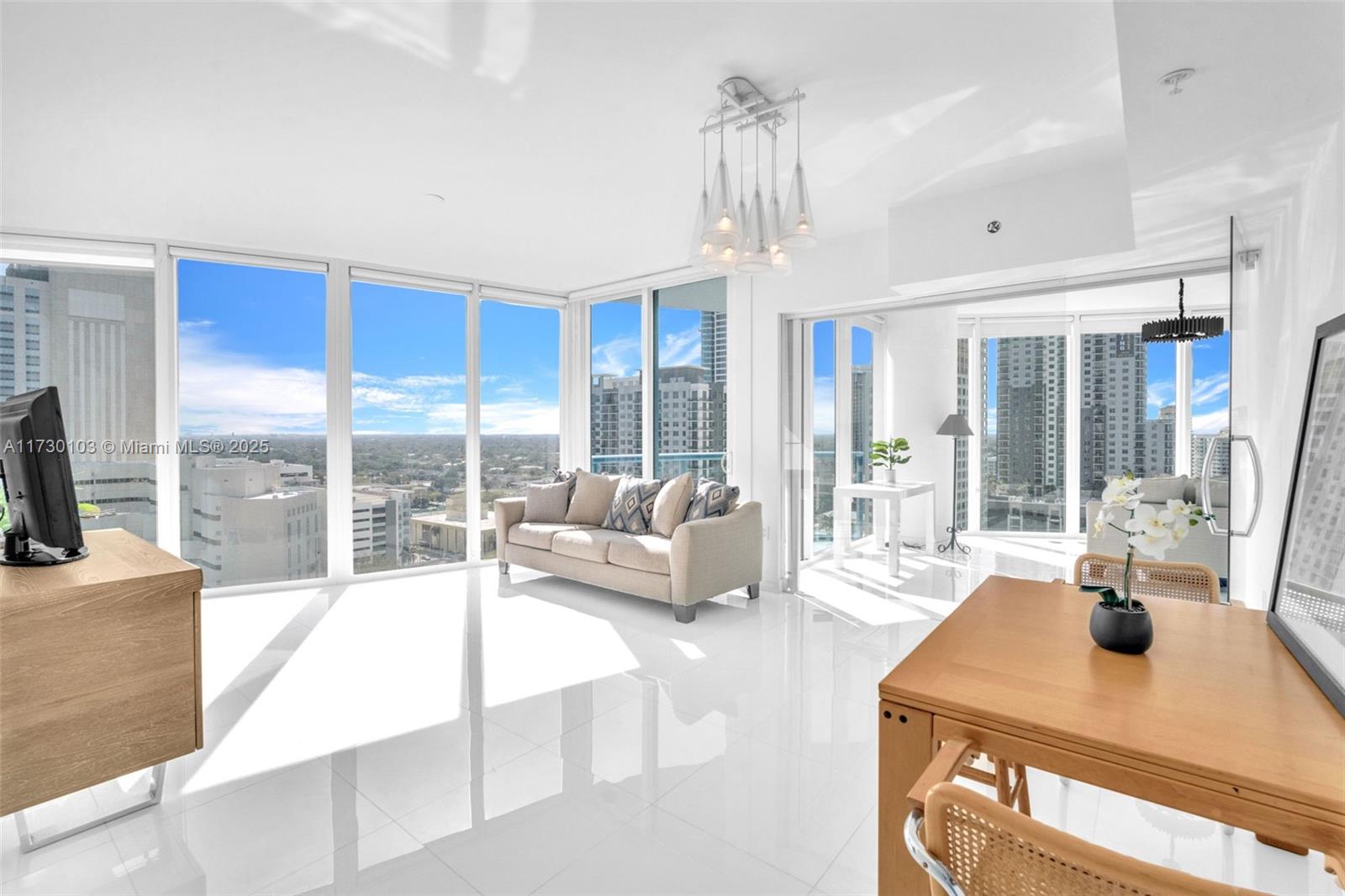 LAS OLAS RIVER HOUSE COND - Residential