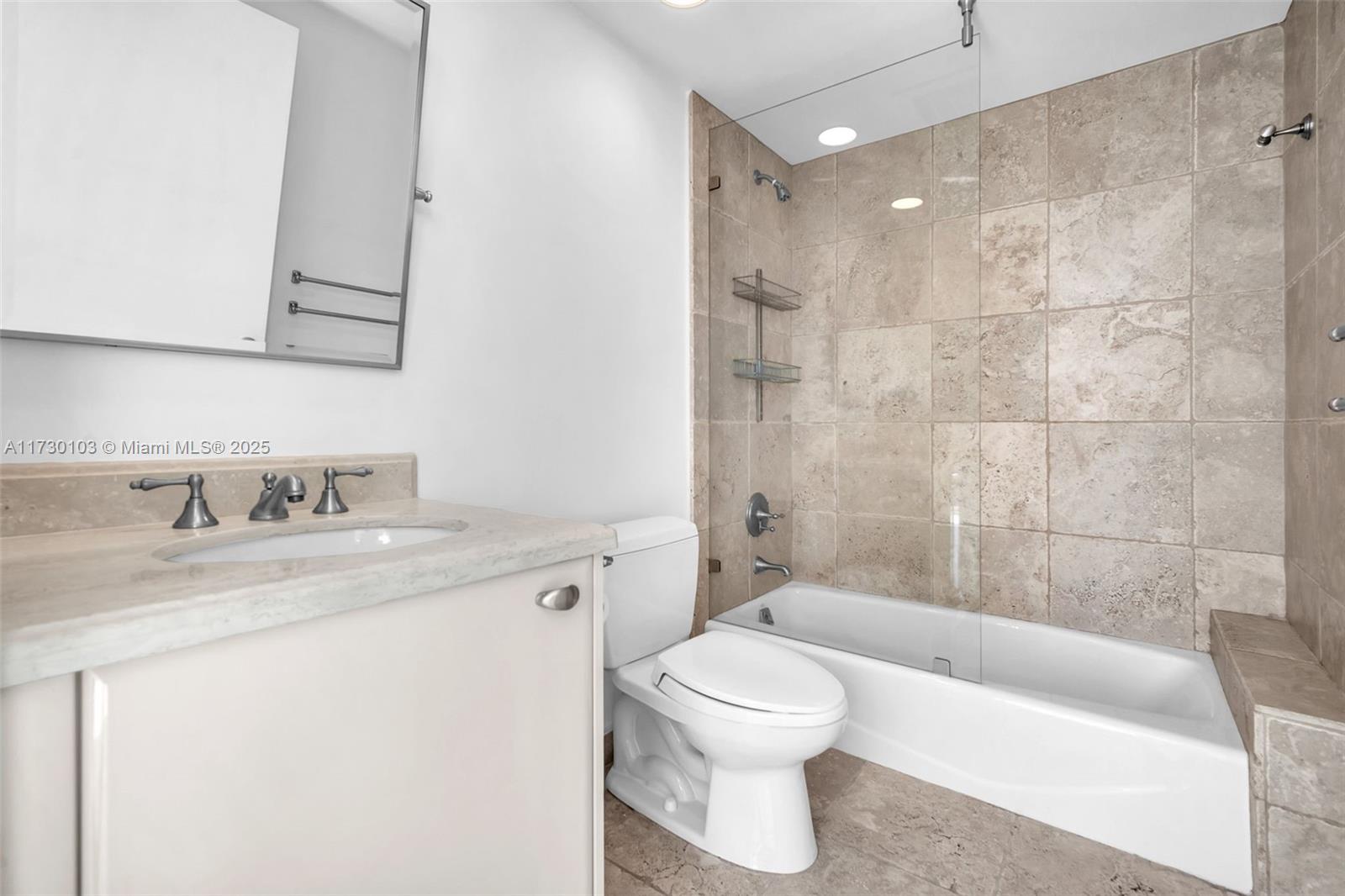 LAS OLAS RIVER HOUSE COND - Residential