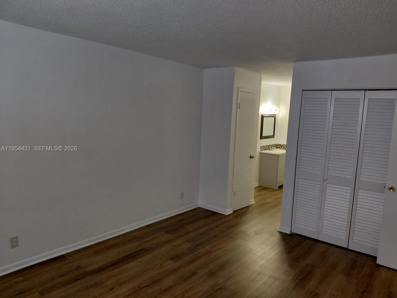 TURF CONDO - Residential