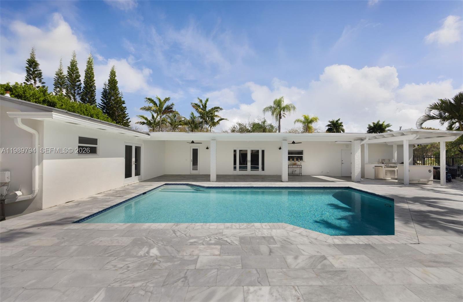 PINEWOOD ESTATES SECOND A - Residential