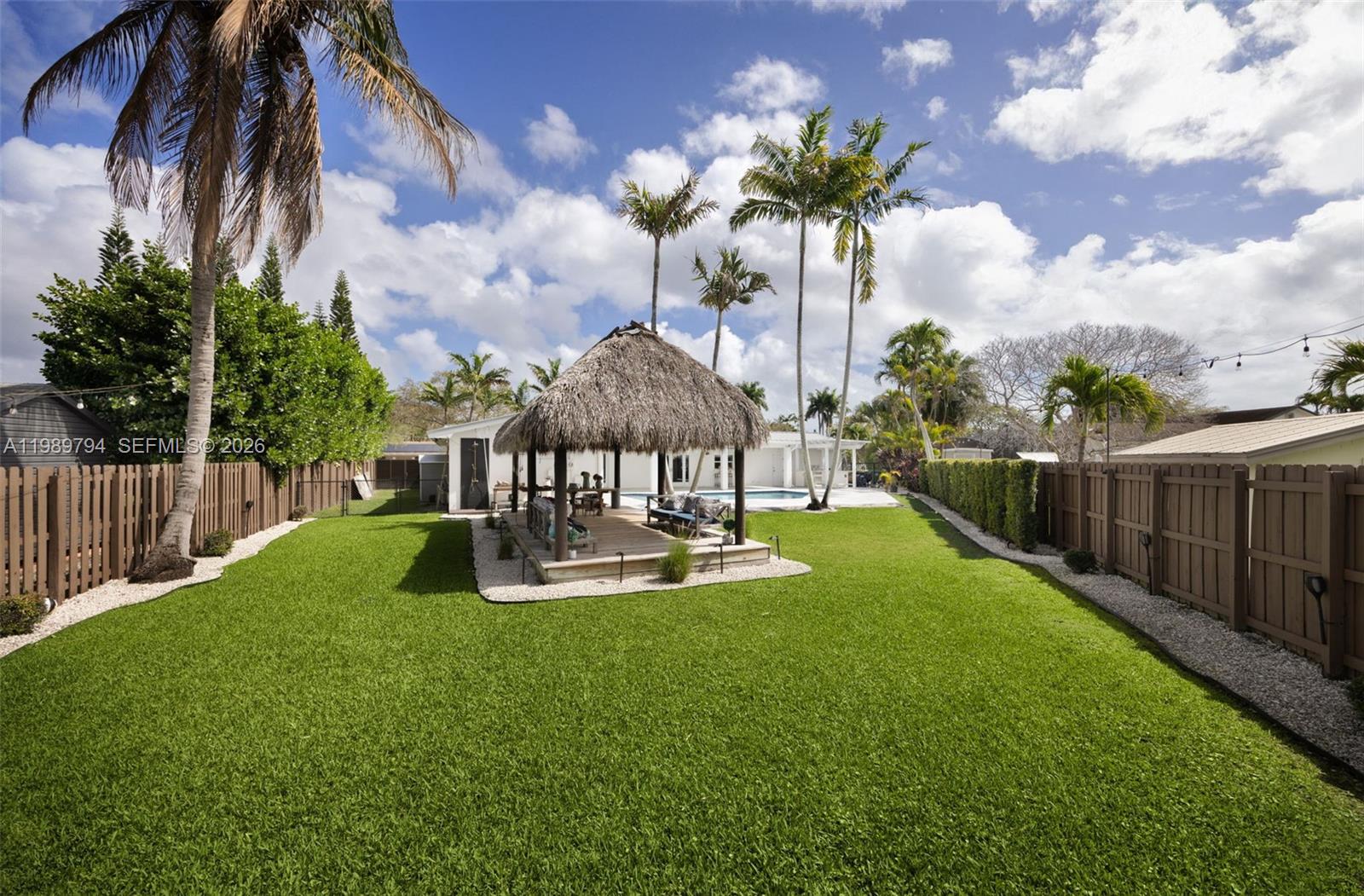 PINEWOOD ESTATES SECOND A - Residential