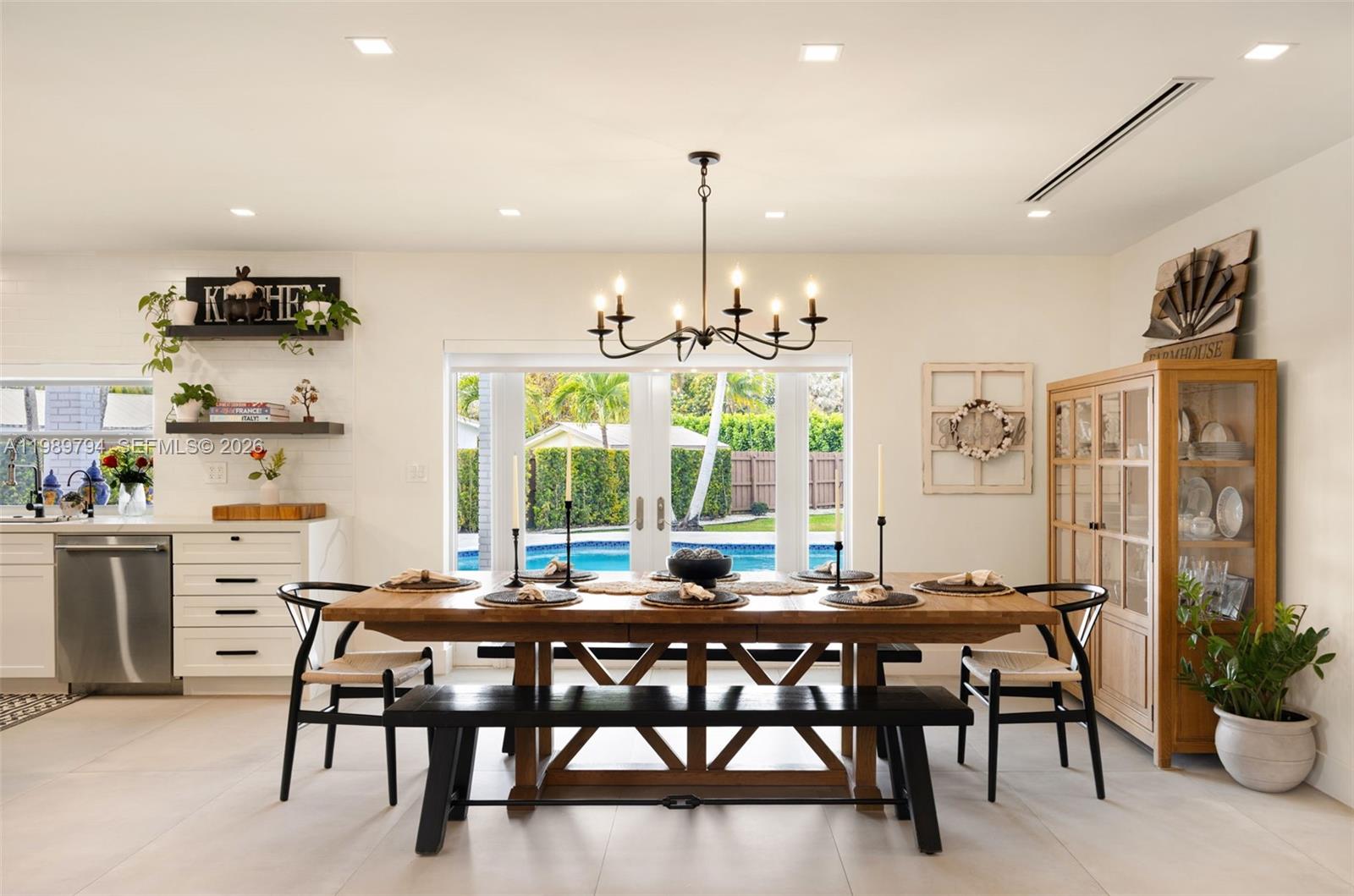 PINEWOOD ESTATES SECOND A - Residential