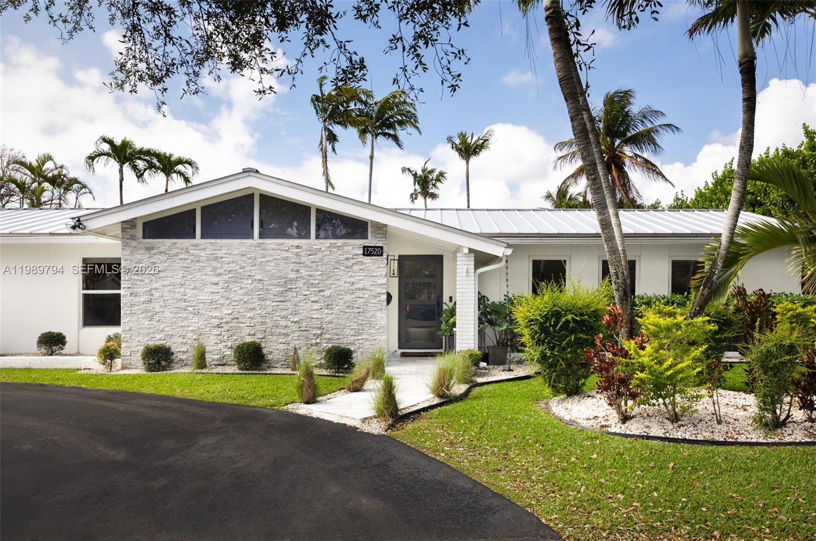 PINEWOOD ESTATES SECOND A - Residential