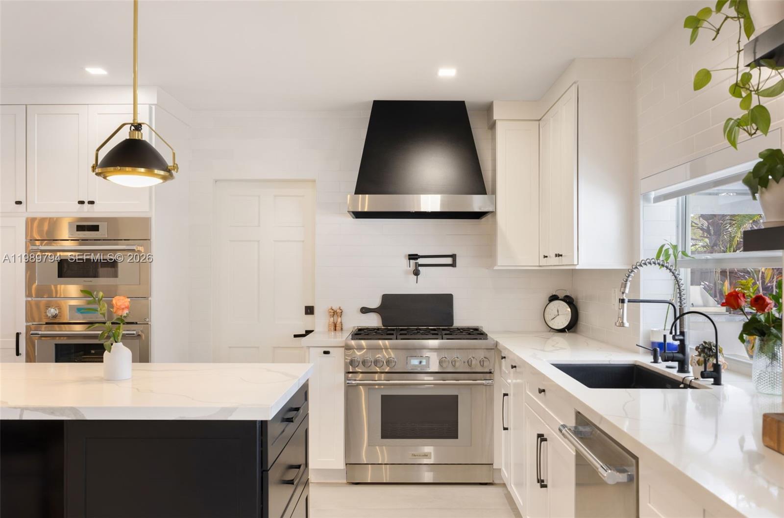 PINEWOOD ESTATES SECOND A - Residential