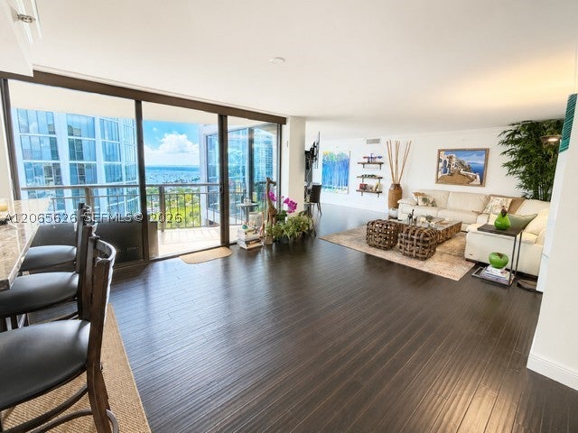 2843 S Bayshore Dr P4-F