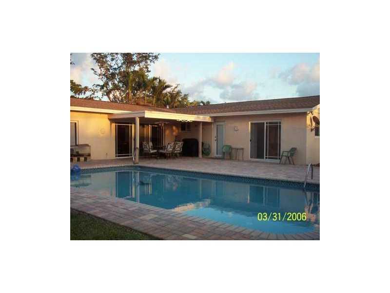 PLANTATION GARDENS 3RD - Residential