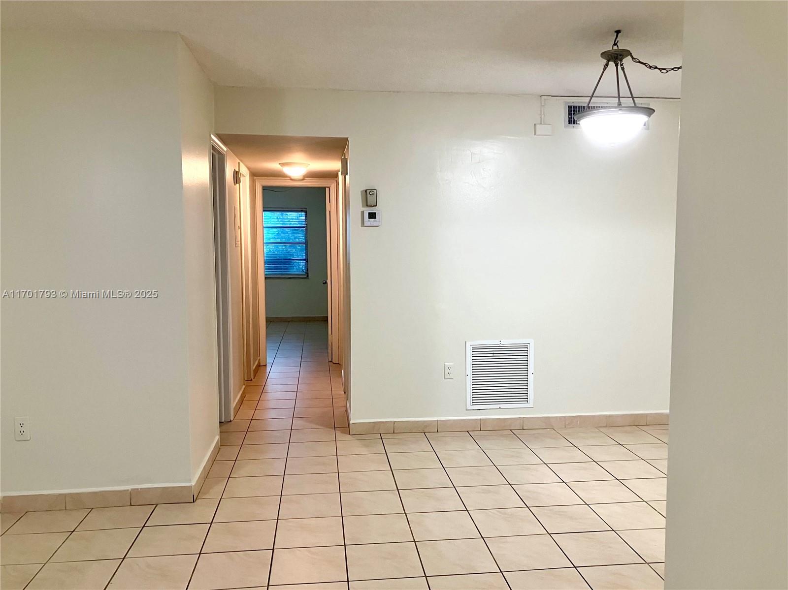 Property for Sale at 20275 Ne 2nd Ave 16, Miami, Broward County, Florida - Bedrooms: 2 
Bathrooms: 2  - $175,000