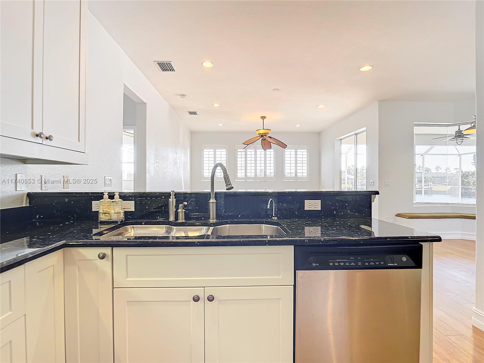 Port Charlotte - Residential