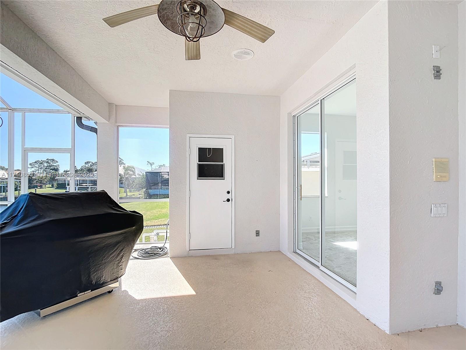 Port Charlotte - Residential