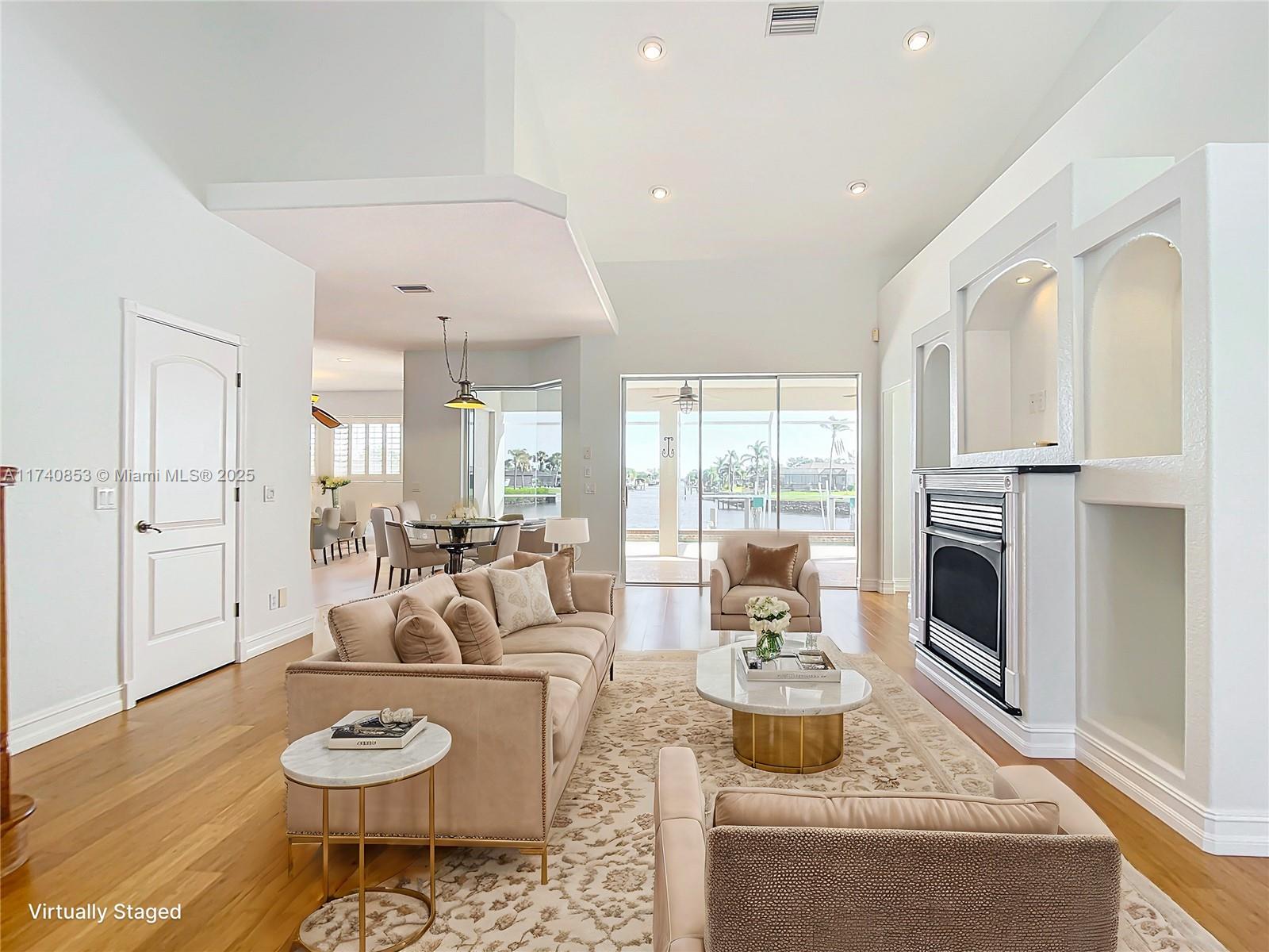 Port Charlotte - Residential