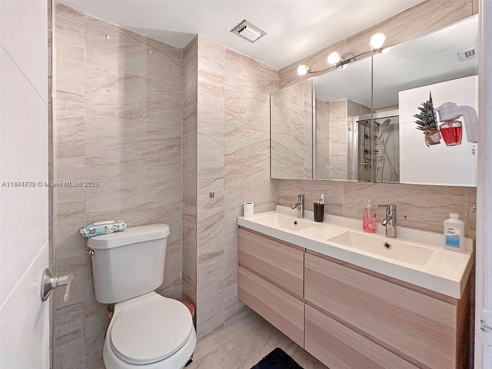 DEL PRADO - Residential