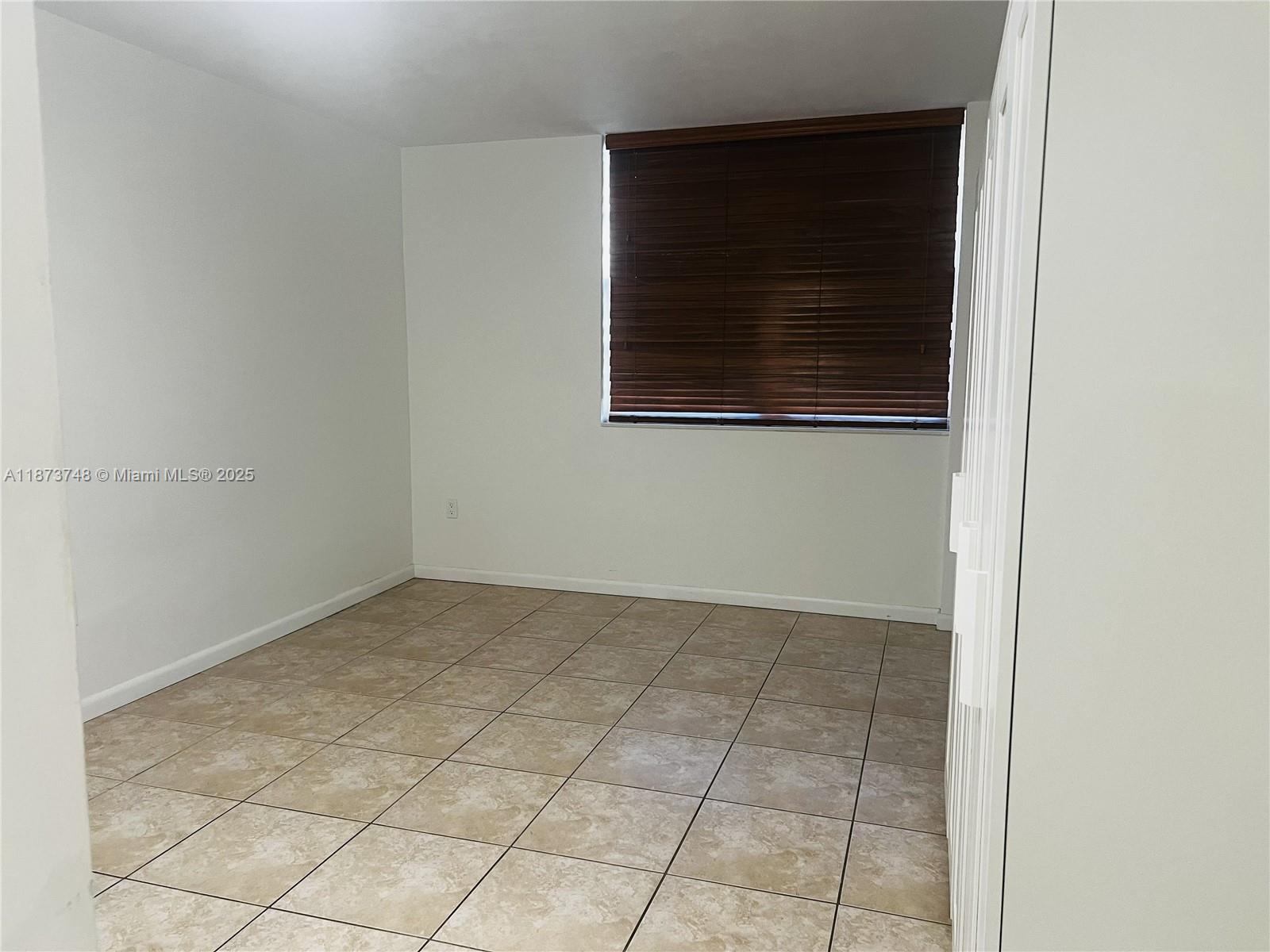 CORINTHIAN CONDO - Residential