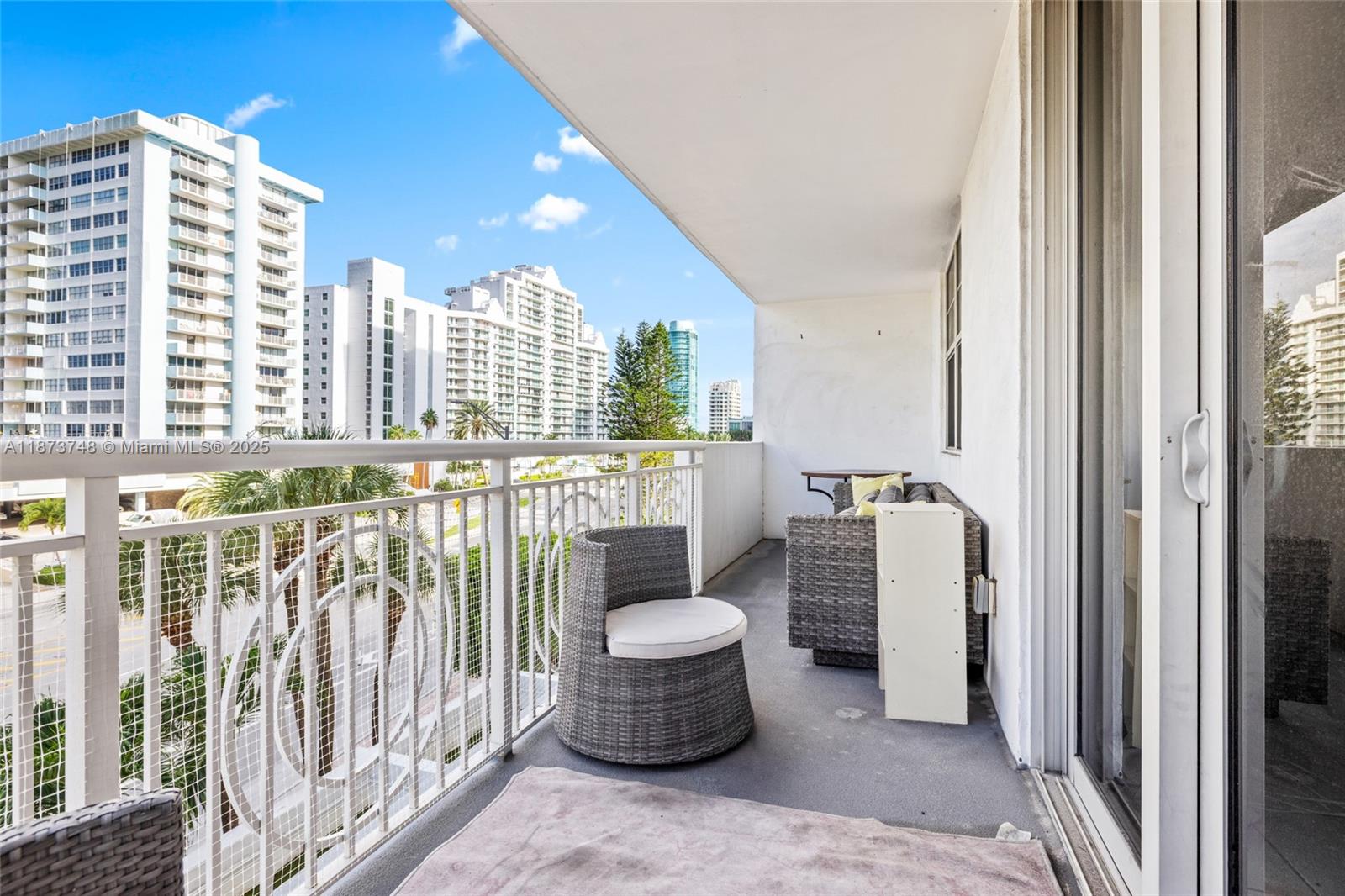 CORINTHIAN CONDO - Residential