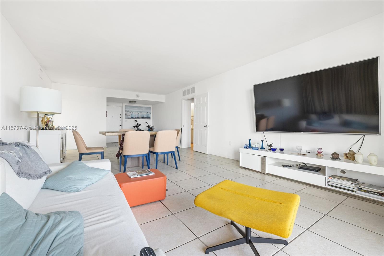 CORINTHIAN CONDO - Residential