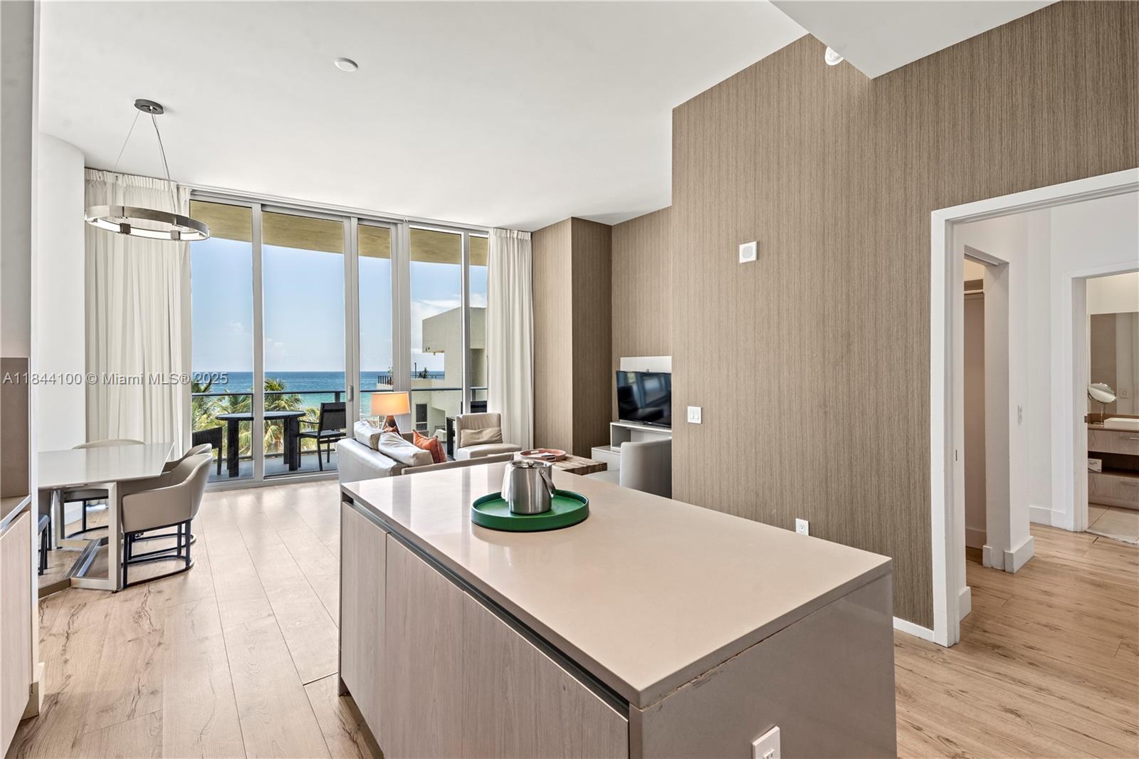 4111 S Ocean Dr 301