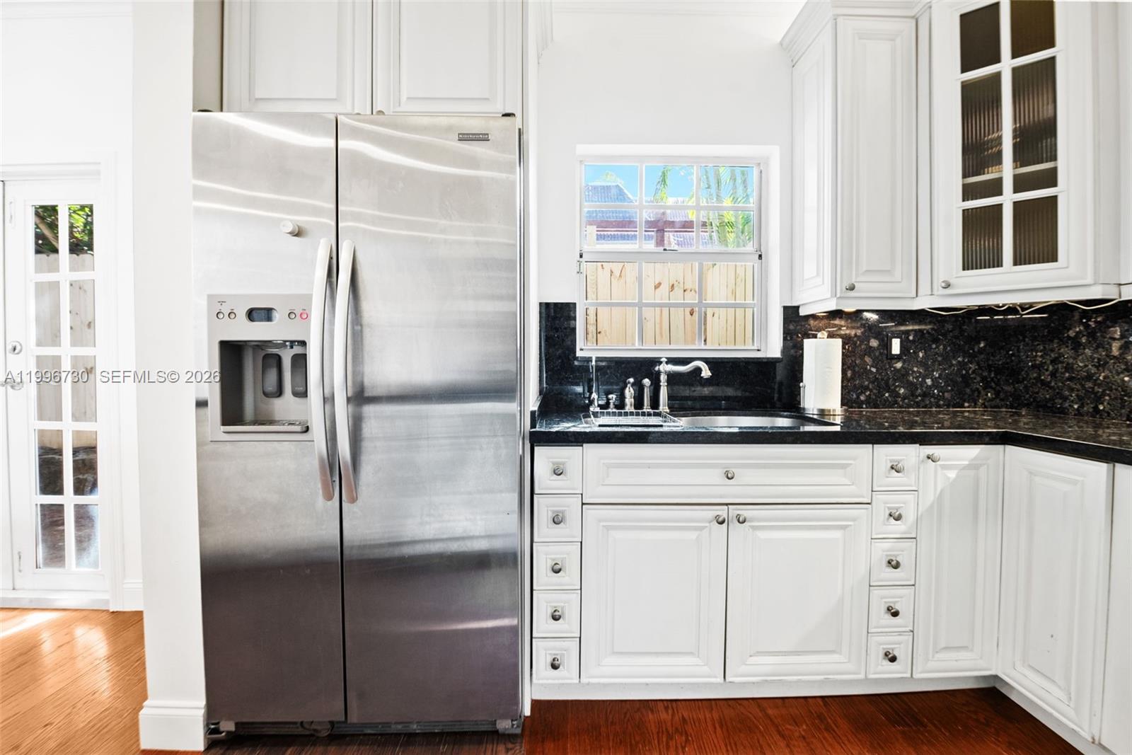 GROVE WALK TOWNHOMES COND - Residential