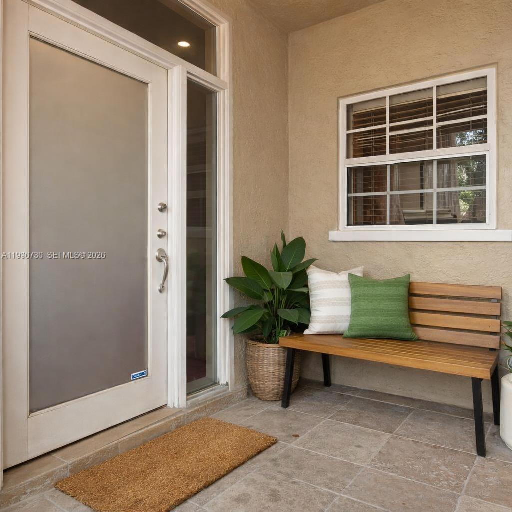 GROVE WALK TOWNHOMES COND - Residential