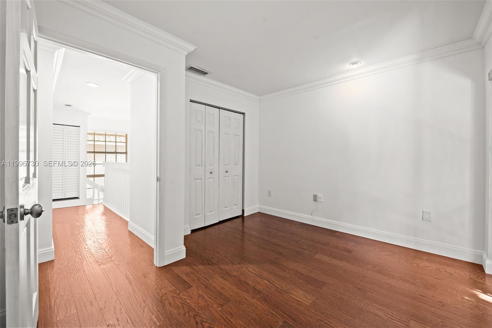 GROVE WALK TOWNHOMES COND - Residential