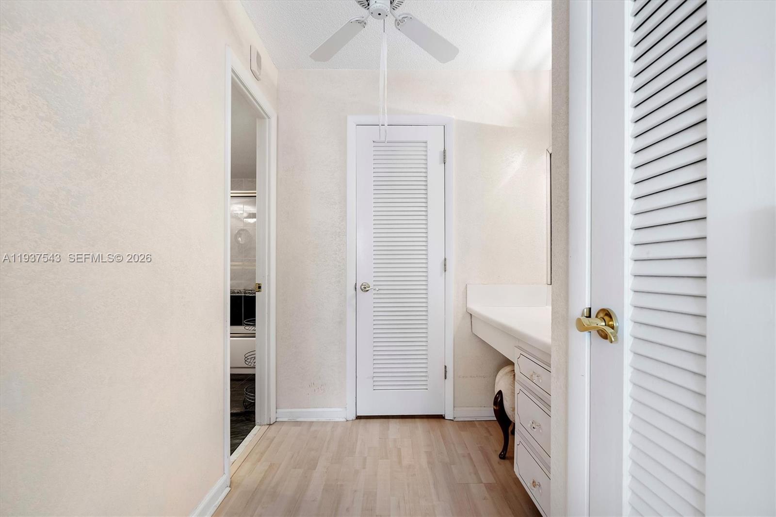 PLAZA TOWERS SOUTH CONDO - Residential