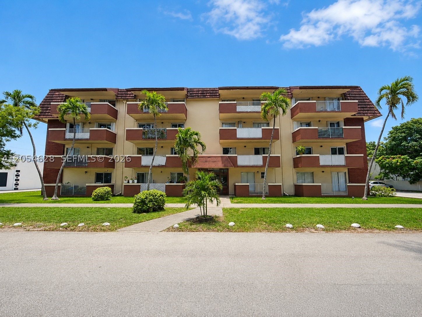 680 Miller Dr W405