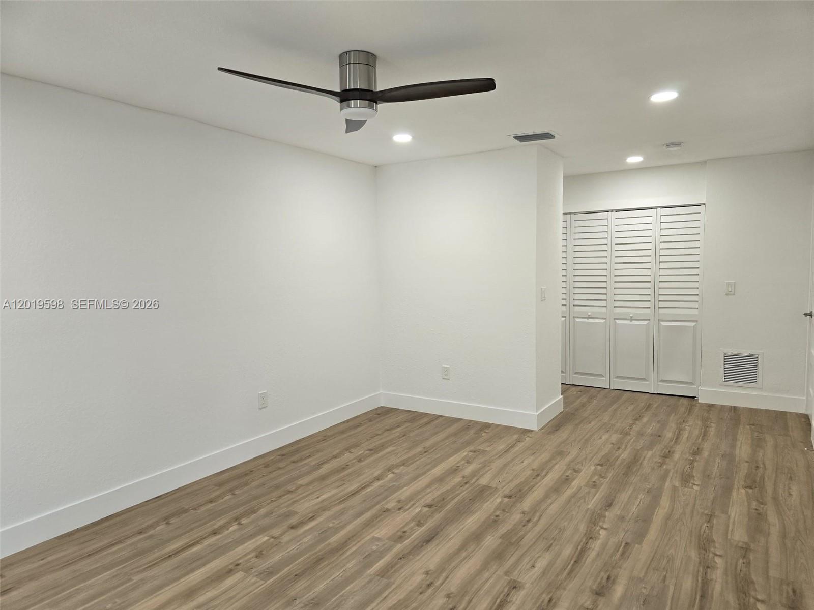 PORT LABELLE UNIT 5 - Residential