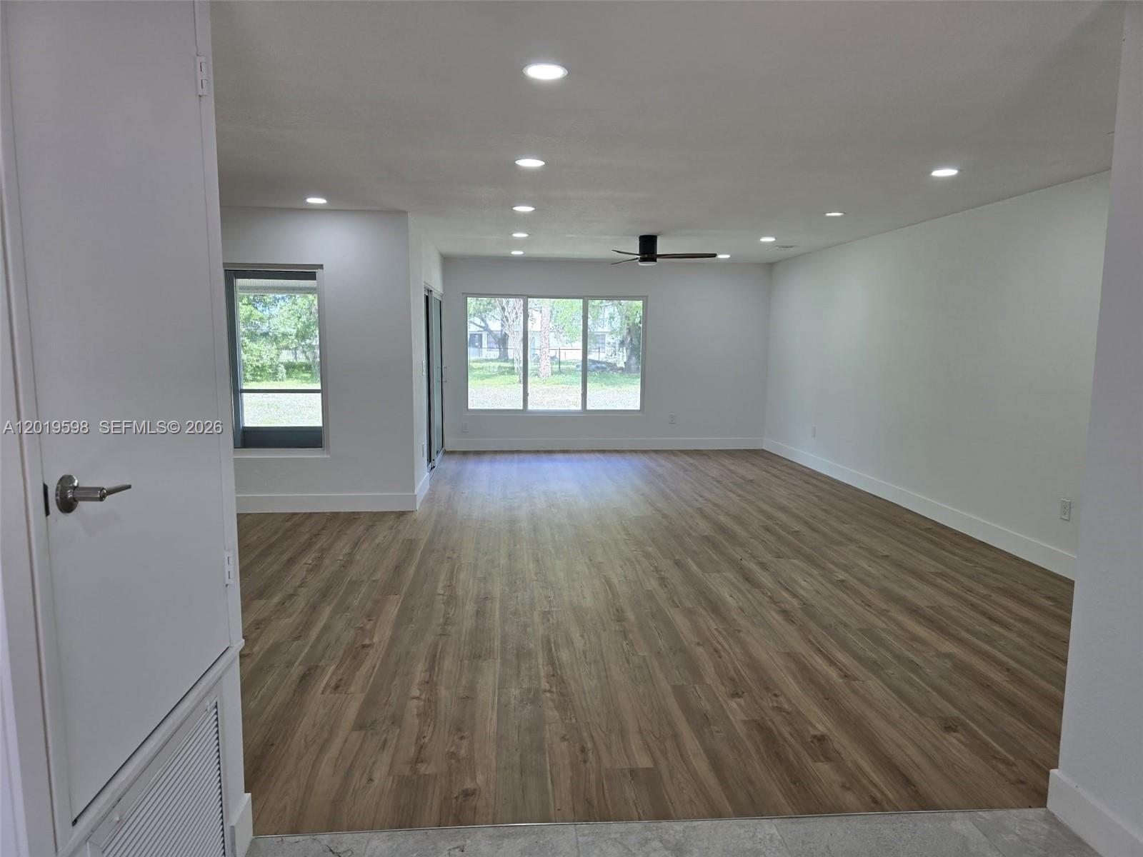 PORT LABELLE UNIT 5 - Residential