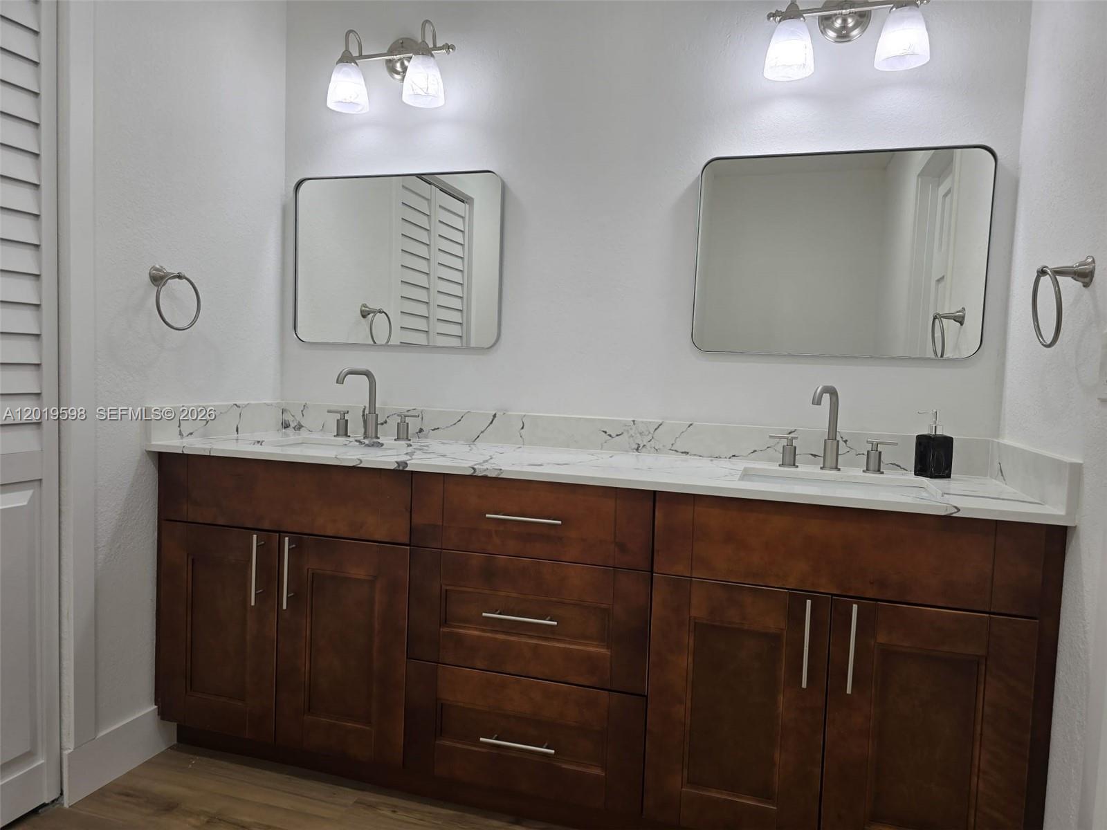 PORT LABELLE UNIT 5 - Residential