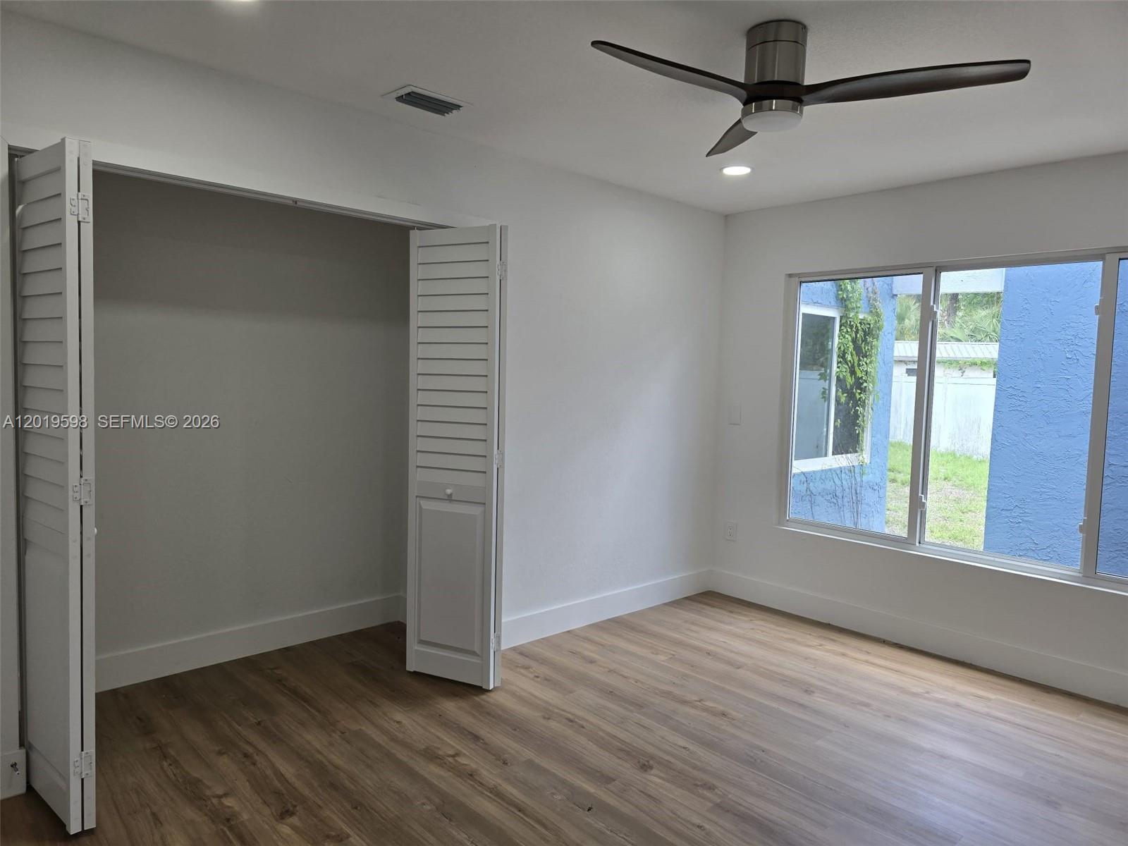PORT LABELLE UNIT 5 - Residential
