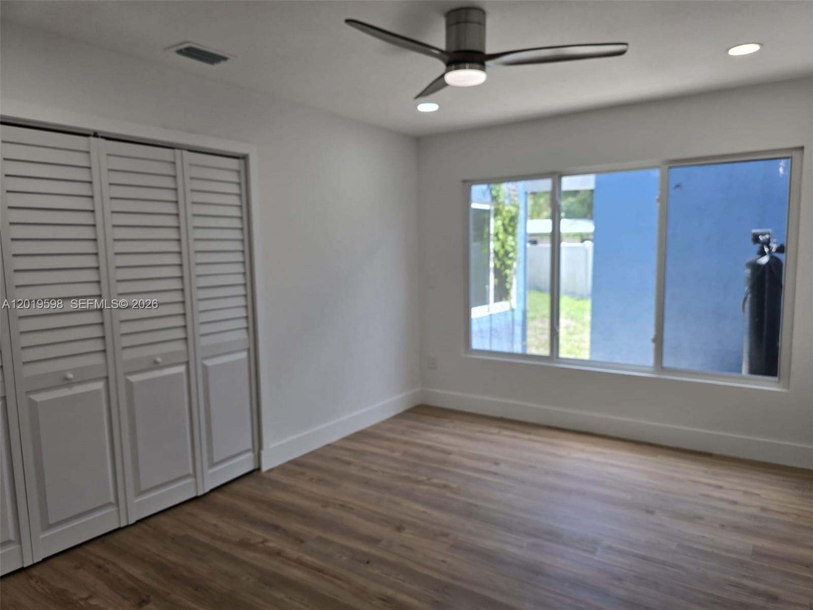 PORT LABELLE UNIT 5 - Residential