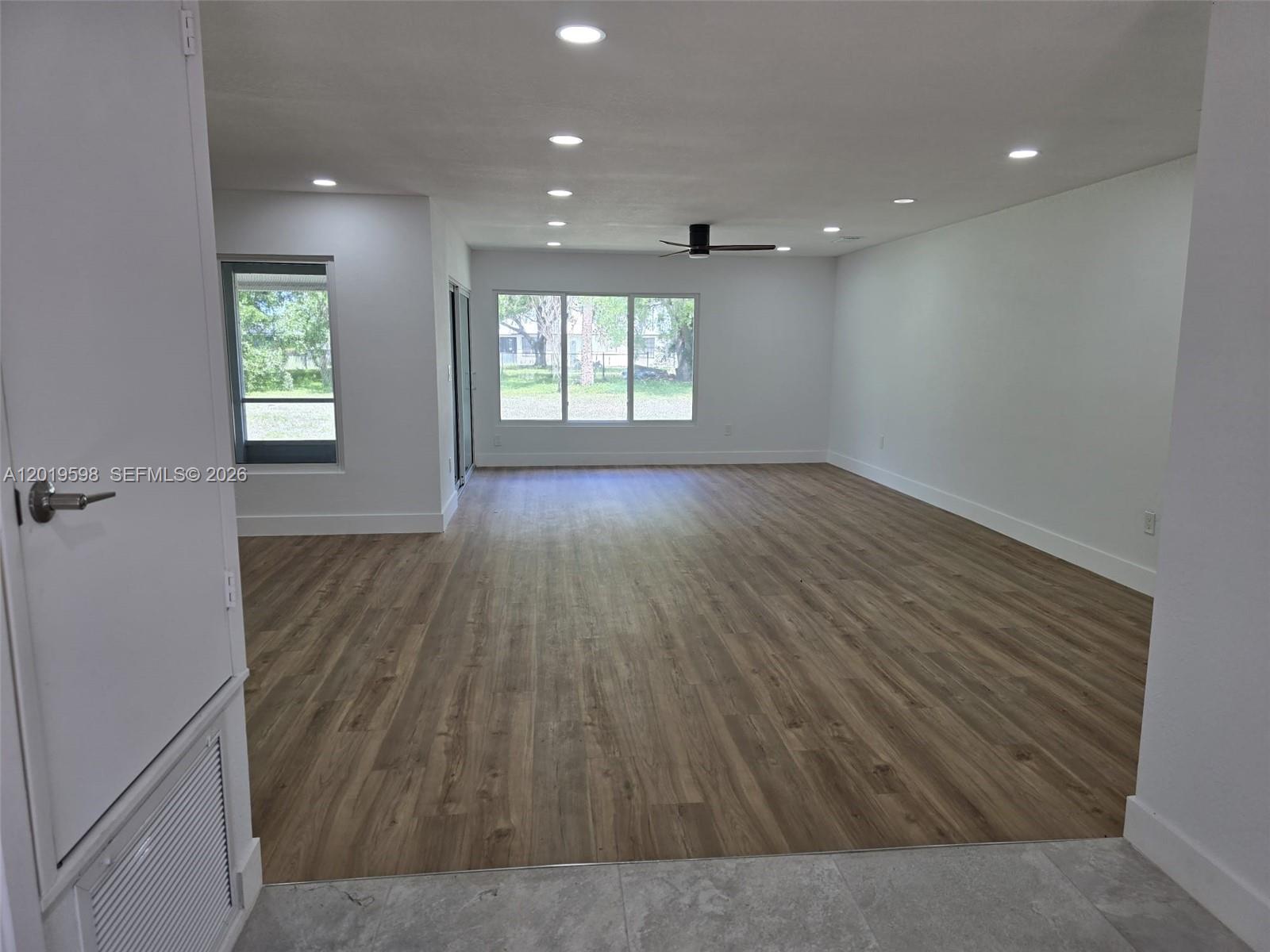 PORT LABELLE UNIT 5 - Residential
