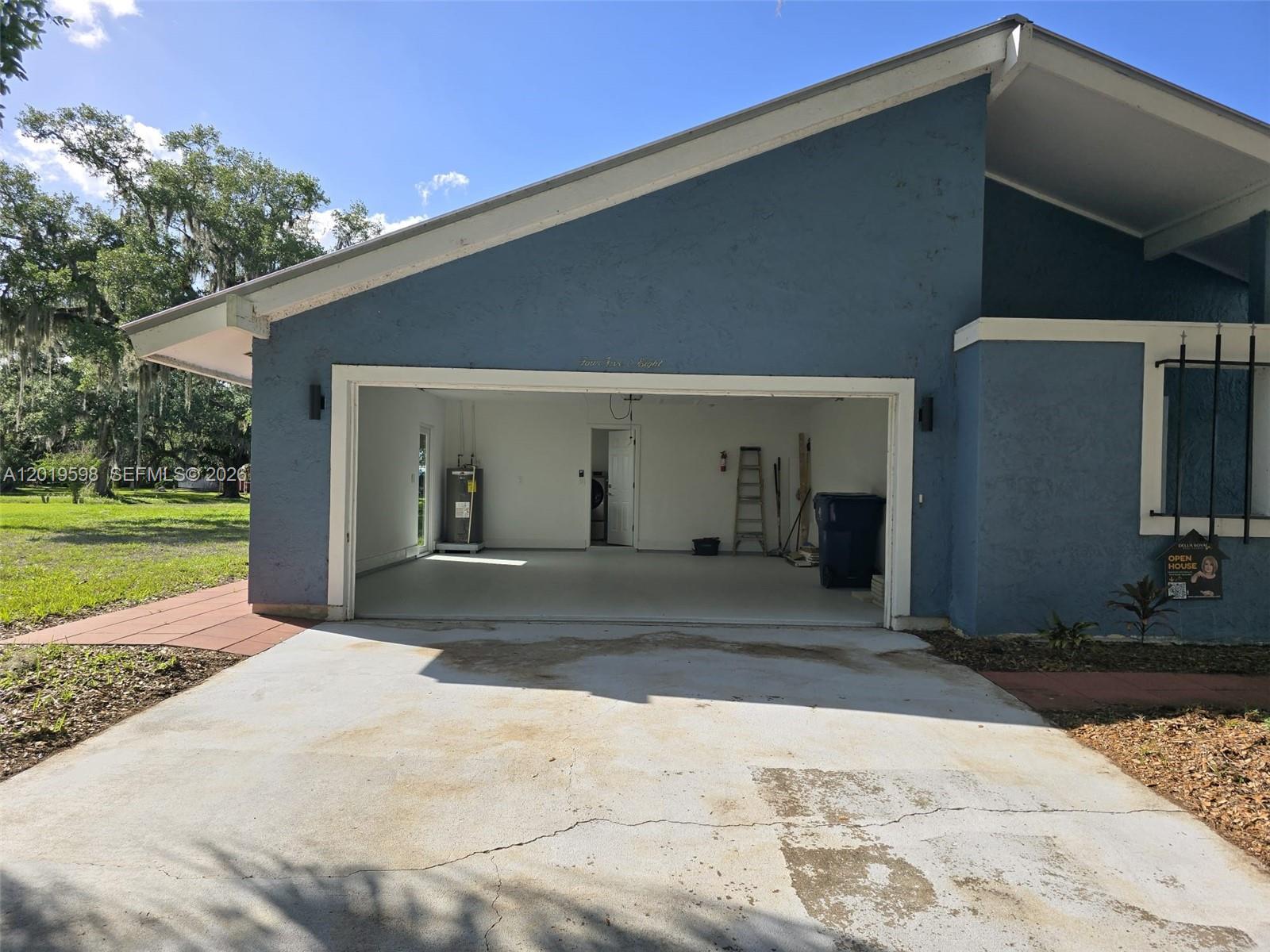 PORT LABELLE UNIT 5 - Residential