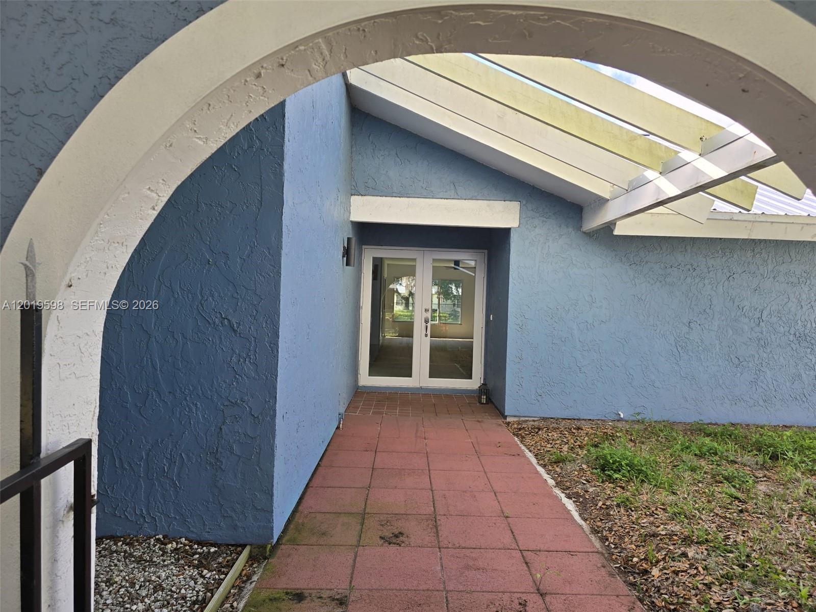 PORT LABELLE UNIT 5 - Residential