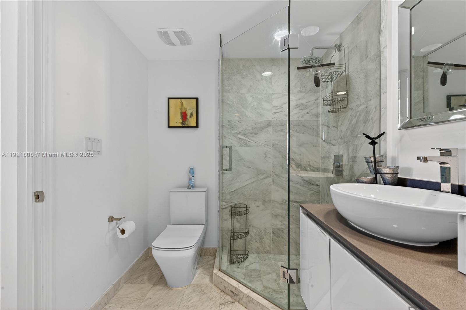 BAY HARBOUR ISLAND - Residential Lease