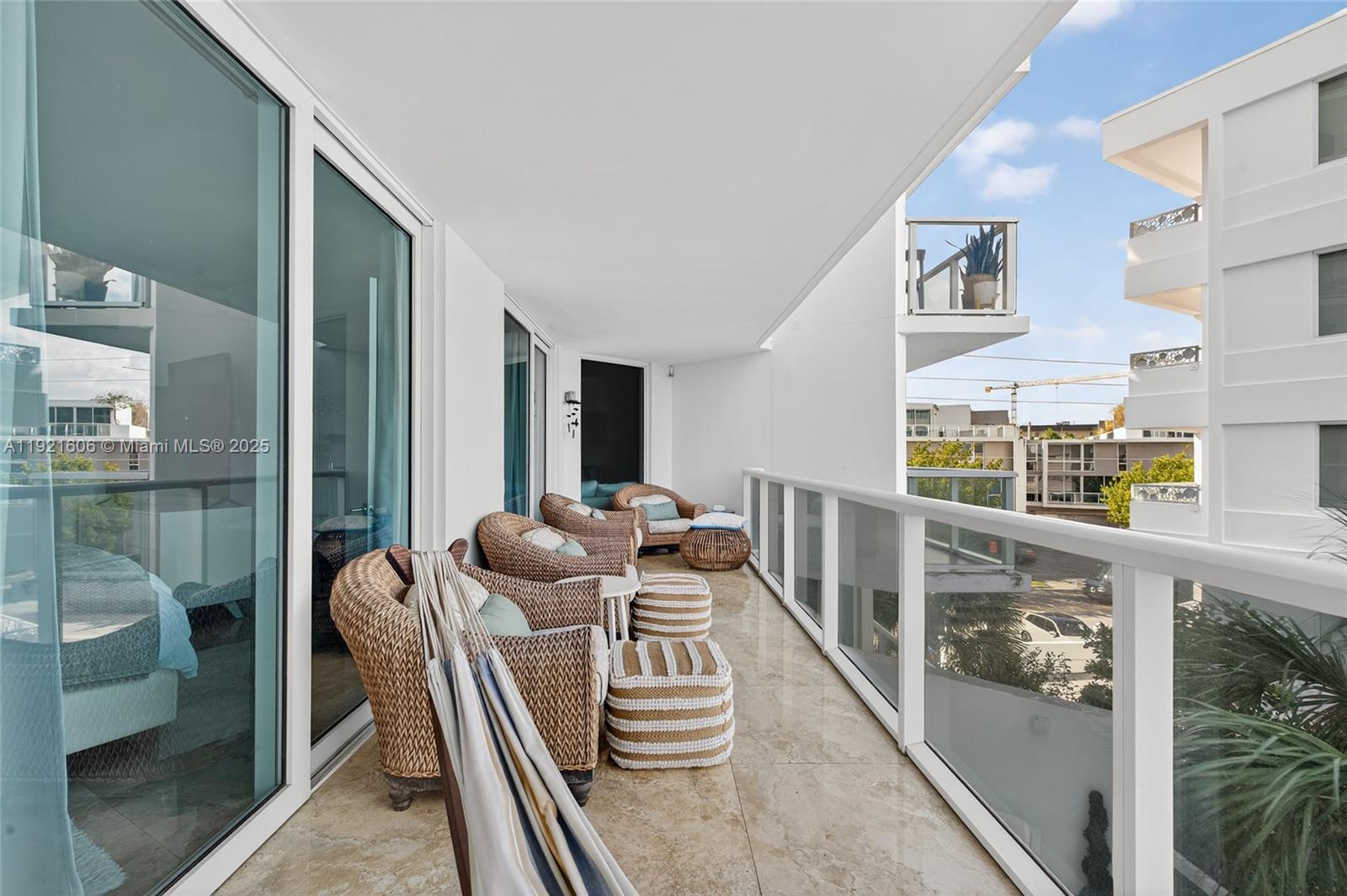 BAY HARBOUR ISLAND - Residential Lease