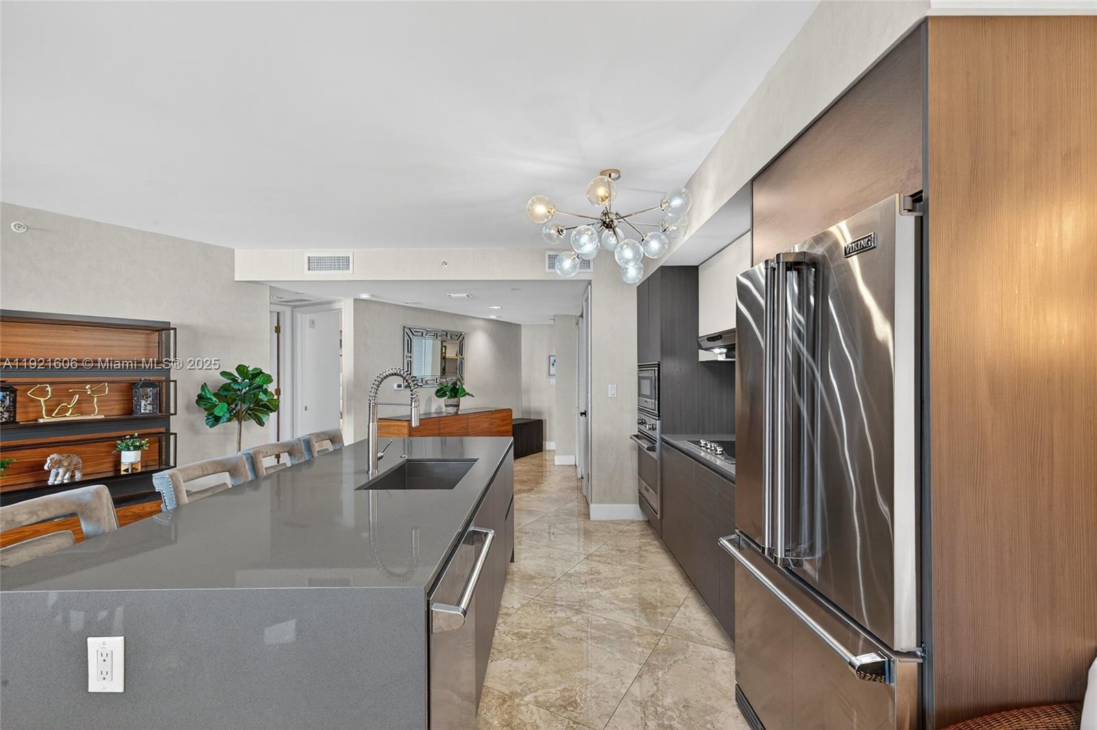 BAY HARBOUR ISLAND - Residential Lease