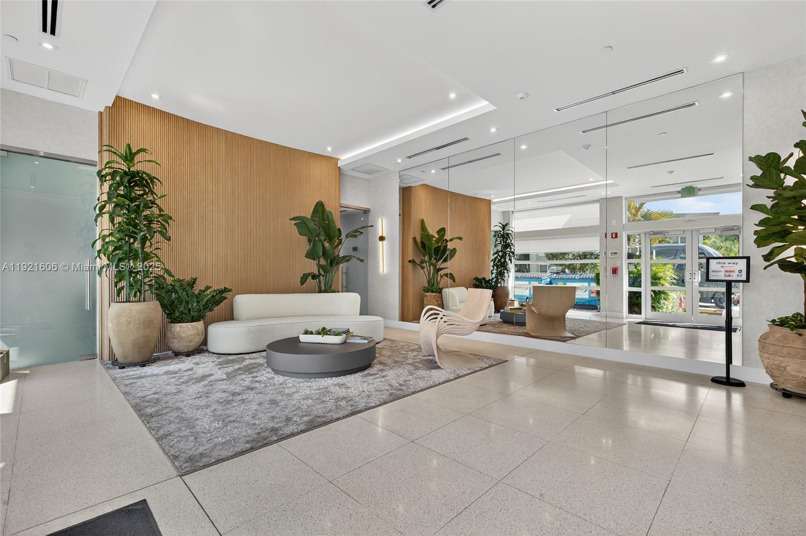 BAY HARBOUR ISLAND - Residential Lease