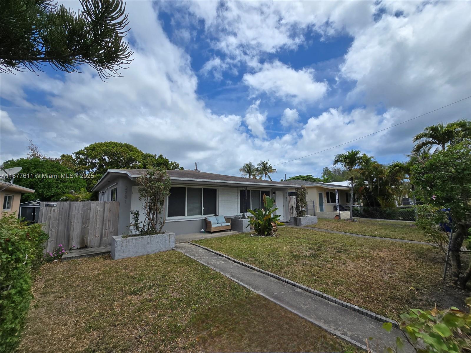 Duplex in NMB/Aventura 8 Min to the beach! -2283 East side of the home 2Beds & 1Bath Rented $2200 monthly has all backyard available with laundry room with Washer & Dryer; Kitchen and bath remodeled as of 2019, central a/c 2019, tankless water heater 2019, Fence 2022, impact door and windows 2022 and independent electric meter.
2281 West side of the Home 1Bed & 1Bath Rented $1800 monthly Side patio with space for a table & bbq, Kitchen and bath remodeled as of 2019, central a/c 2019, tankless water heater 2019, Fence 2022, impact door and windows 2022 and independent electric meter. Near Aventura Mall, Restaurants, Shops, Top Rated Schools, Houses Of Worship and 2 International Airports.