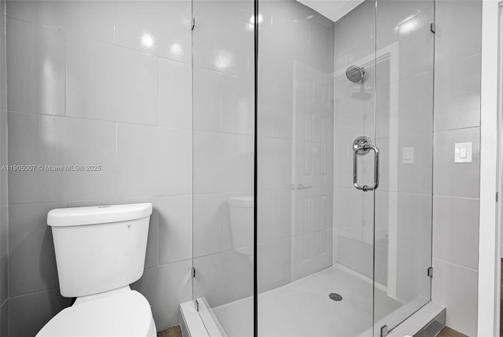 NORTH HOLLYWOOD - Residential Income