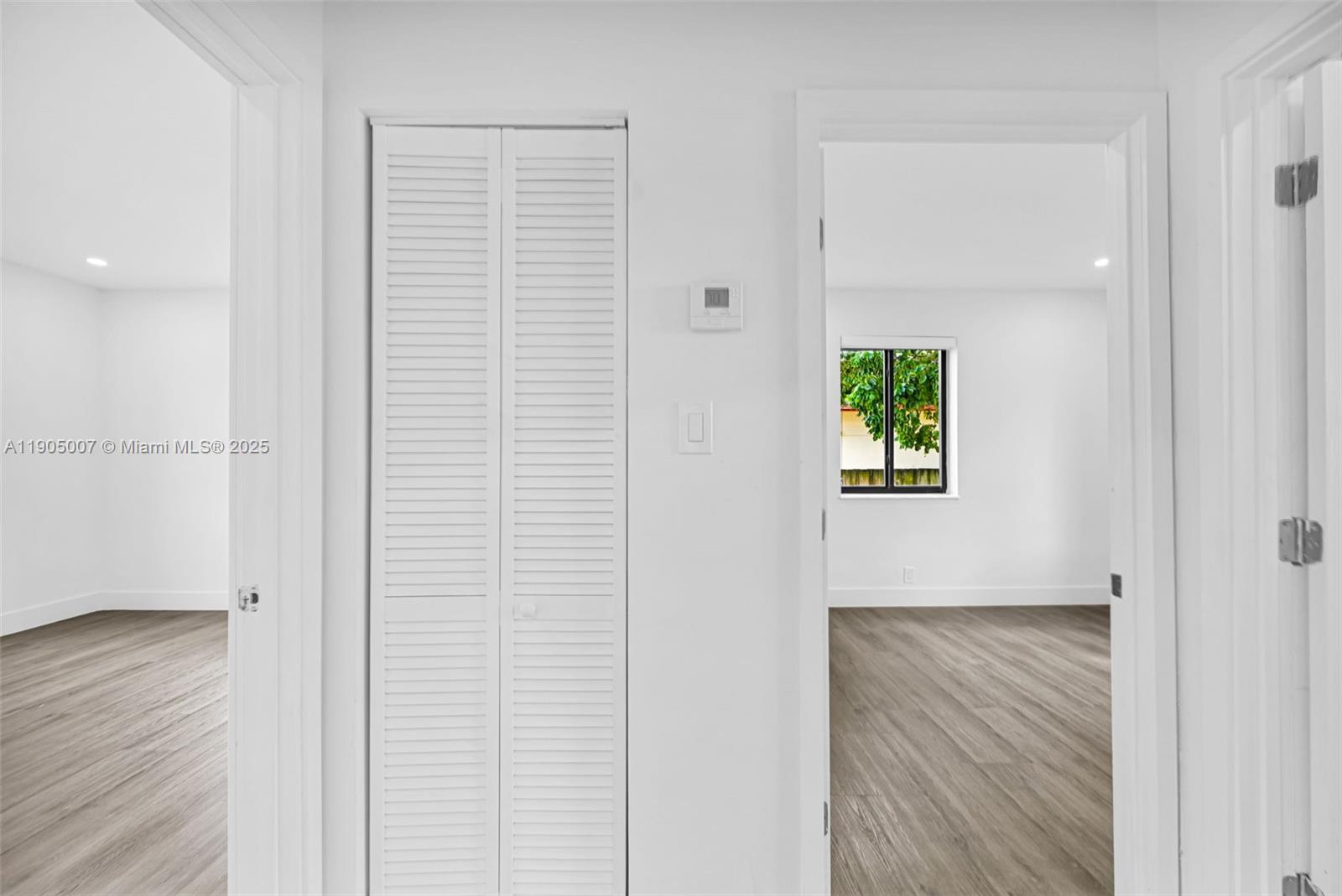 NORTH HOLLYWOOD - Residential Income