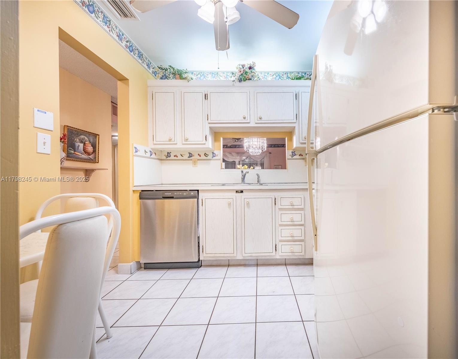 4701 NW 34th St 401