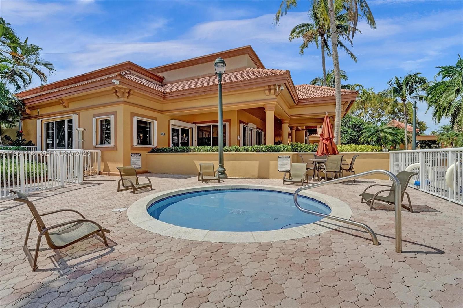 SUNSET LAKES GRAND ISLE - Residential