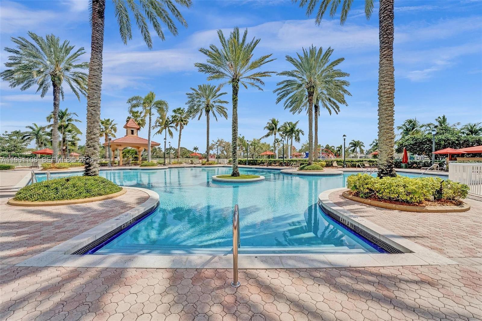 SUNSET LAKES GRAND ISLE - Residential