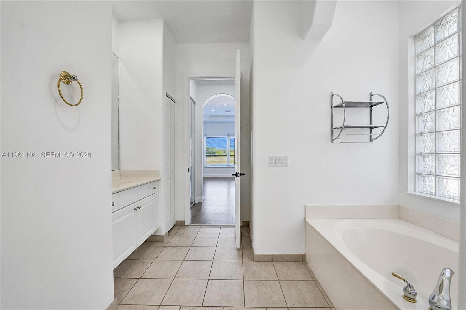 SUNSET LAKES GRAND ISLE - Residential