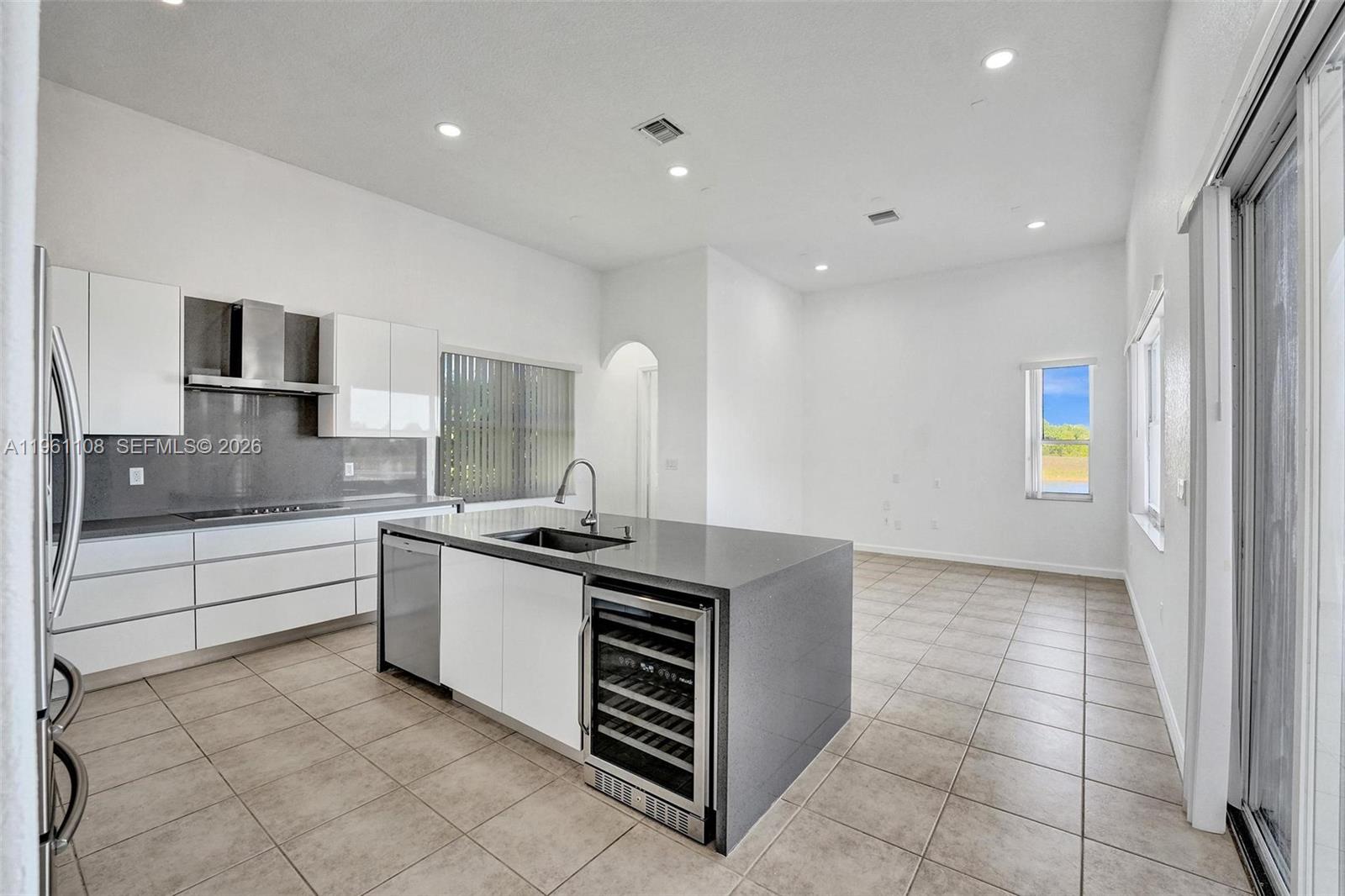 SUNSET LAKES GRAND ISLE - Residential