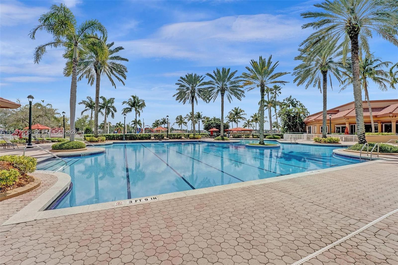 SUNSET LAKES GRAND ISLE - Residential