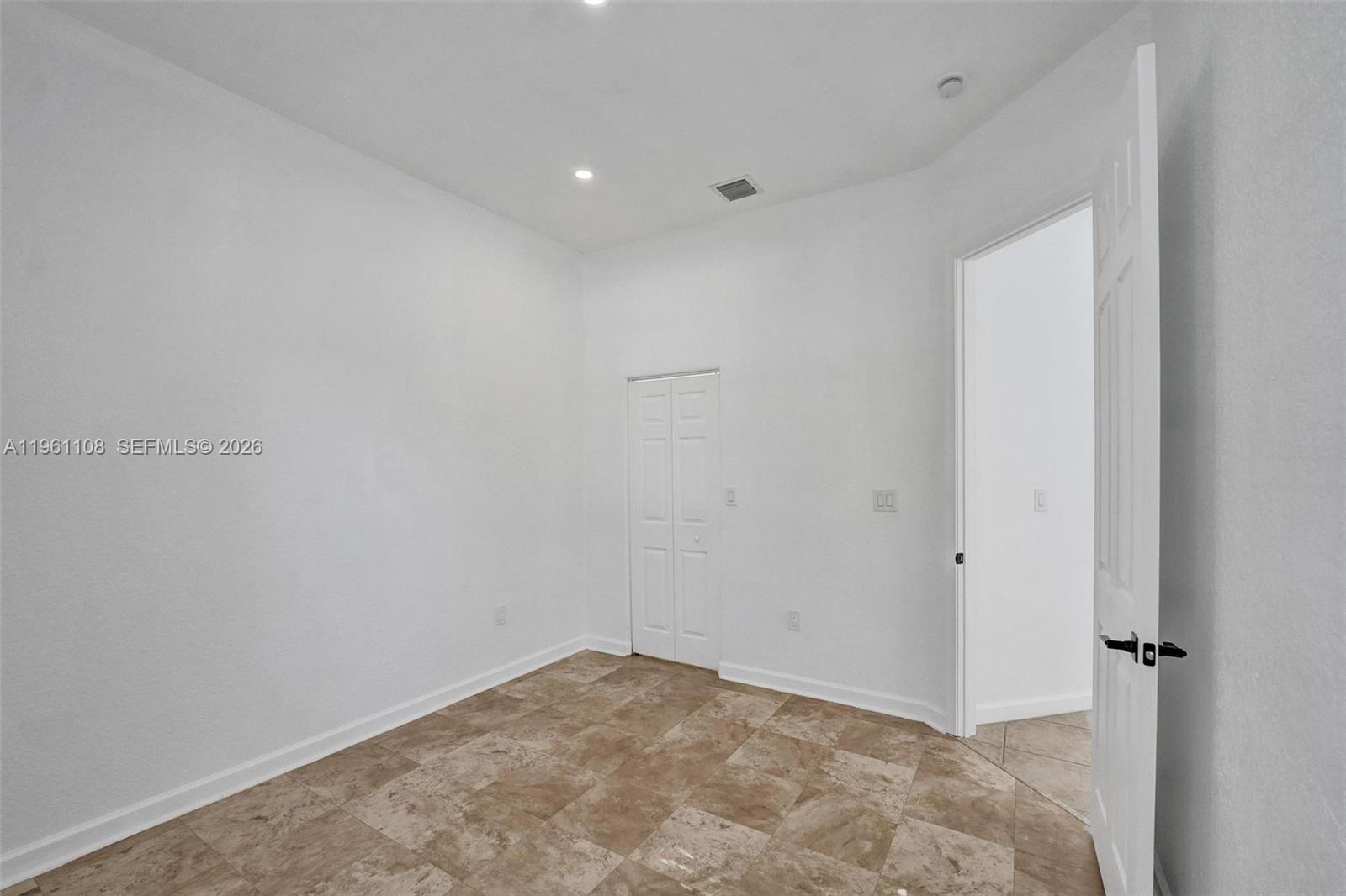 SUNSET LAKES GRAND ISLE - Residential