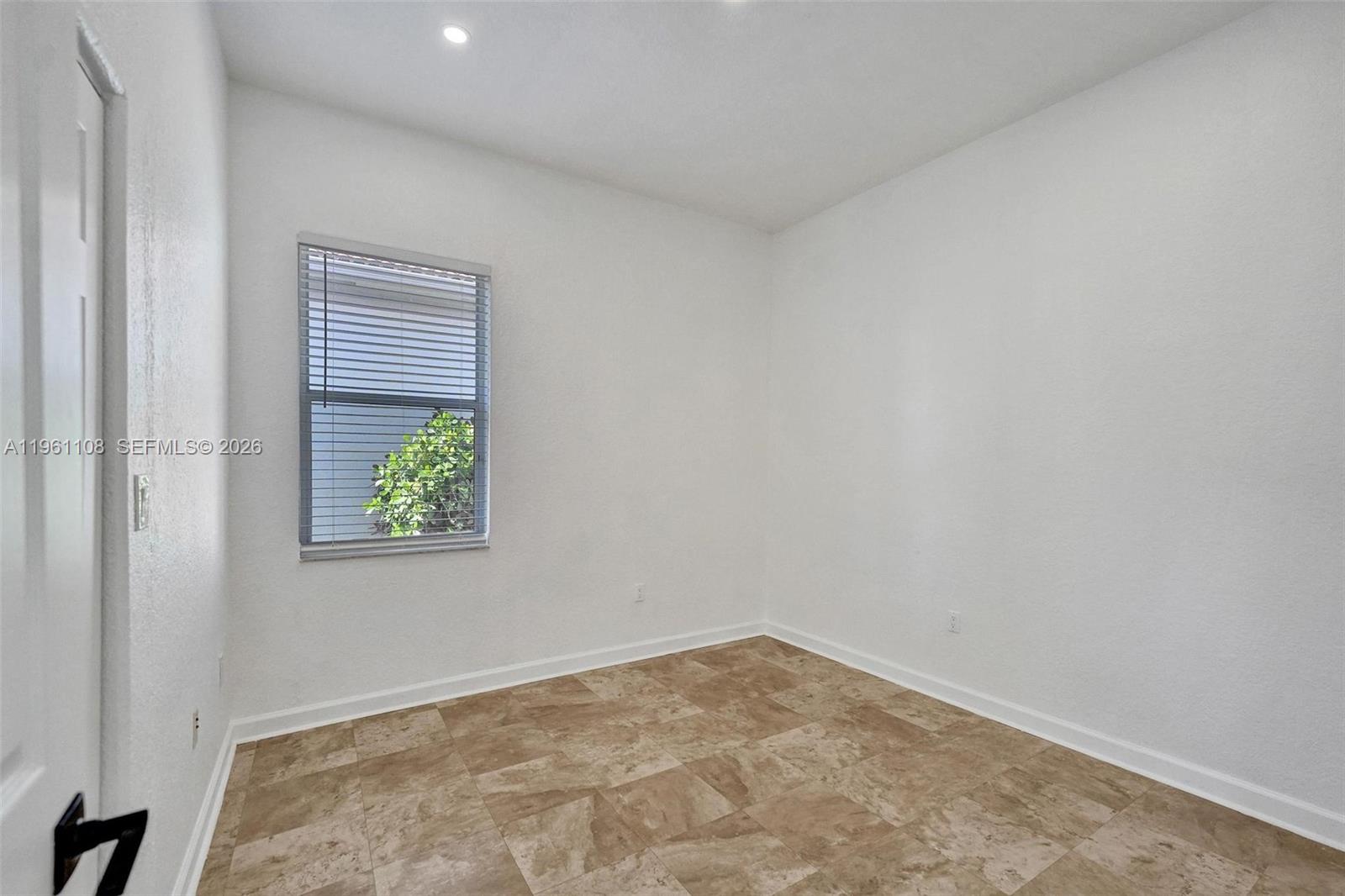 SUNSET LAKES GRAND ISLE - Residential