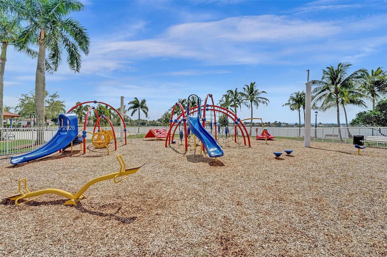 SUNSET LAKES GRAND ISLE - Residential